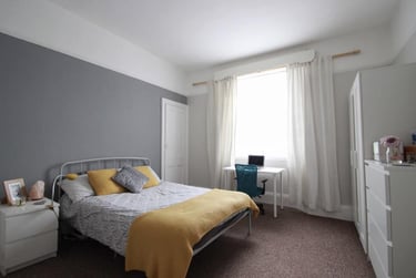 9 bed house, North Road East, North Hill, Plymouth, PL46AL - Image 5